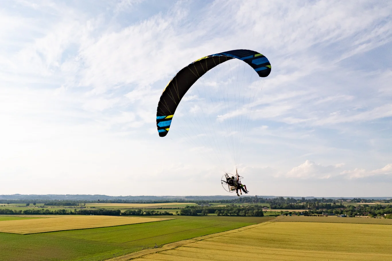 ITV Wings - Awak 35 tandem