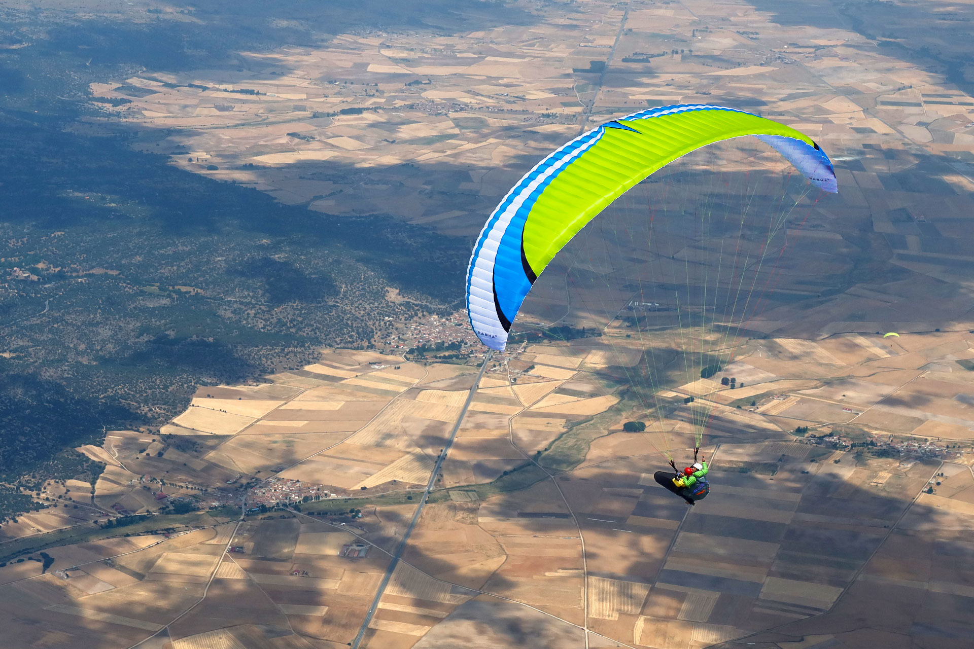 Tandemový paraglidingovy let na voľno
